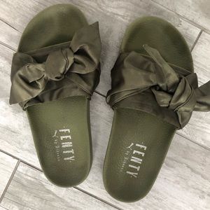 Rihanna Fenty slides